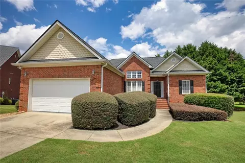 213 Chad Ln, Loganville, GA 30052
