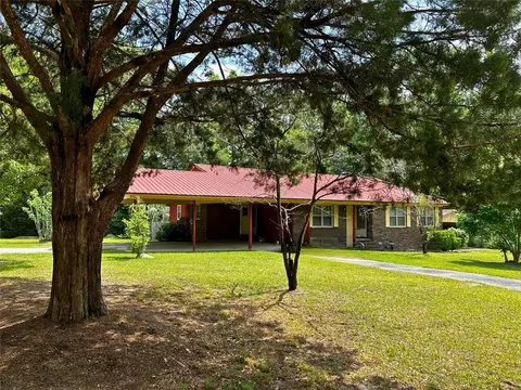 5820 8th Ave, Eastman, GA 31023