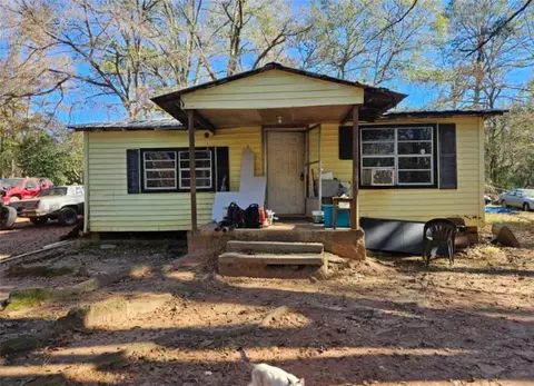 828 Martin St, Greenville, GA 30222