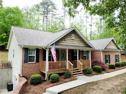 5460 Creek Indian Trl, Douglasville, GA 30135