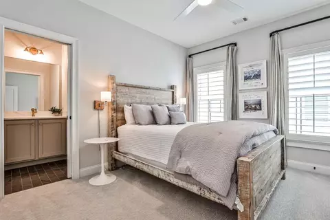 1880 Commons Cir, Chamblee, GA 30341 photo 35