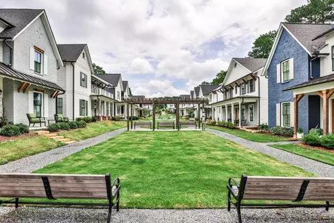 1880 Commons Cir, Chamblee, GA 30341 photo 42