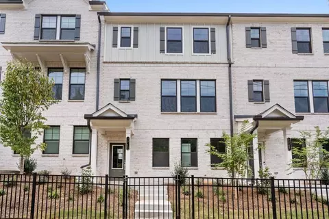 2743 Harrison Dr, Lawrenceville, GA 30044