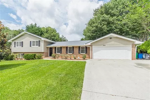 3056 Saint Helena Dr, Tucker, GA 30084