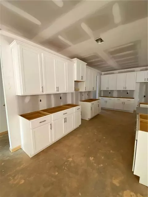77 River Meadow Dr, Bethlehem, GA 30620 photo 12