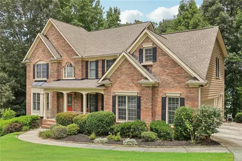 245 Amberbrook Cir, Grayson, GA 30017