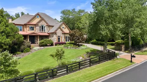15745 Canterbury Chase, Milton, GA 30004