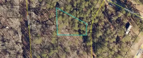 55 Lark St, Martin, GA 30557