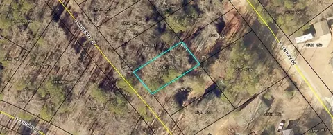 243 Continental Dr, Martin, GA 30557