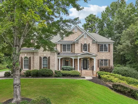 370 Wigton Dr, Alpharetta, GA 30004
