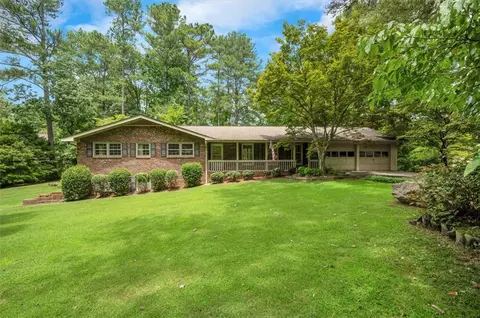 2483 Cedar Wood Ct, Marietta, GA 30068