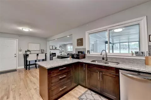 3292 Mercer University Dr, Chamblee, GA 30341 photo 10
