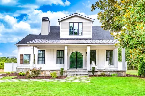 827 Arch Tanner Rd, Bethlehem, GA 30620