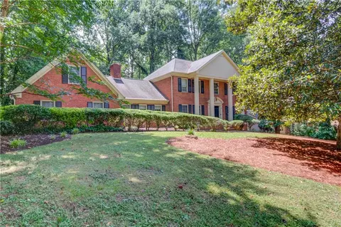 3554 Summie Dr, Lilburn, GA 30047