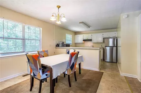 157 S Kight Dr S, Lagrange, GA 30240 photo 6