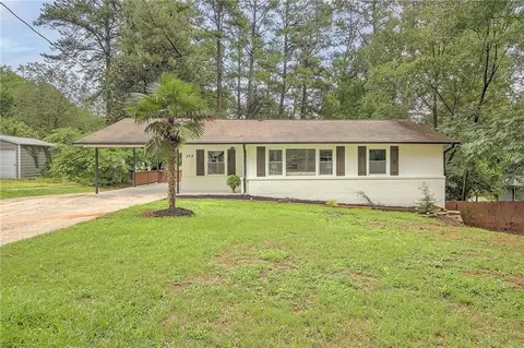 279 Sourwood Dr, Marietta, GA 30062