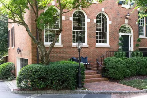 2607 Peachtree Rd NE, Atlanta, GA 30305