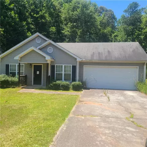 144 Longstreet Cir, Oxford, GA 30054