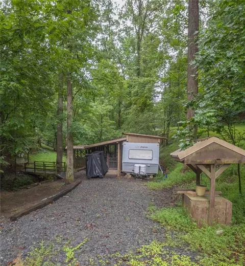 105 2nd St, Ellijay, GA 30540