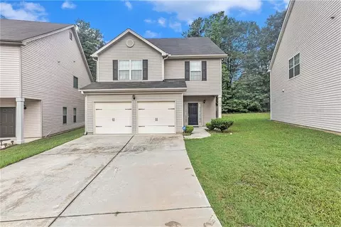 7605 Garnet Dr, Jonesboro, GA 30236