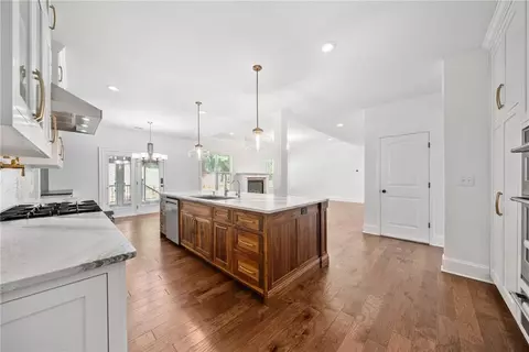 2226 Abbott Dr, Buford, GA 30519 photo 14