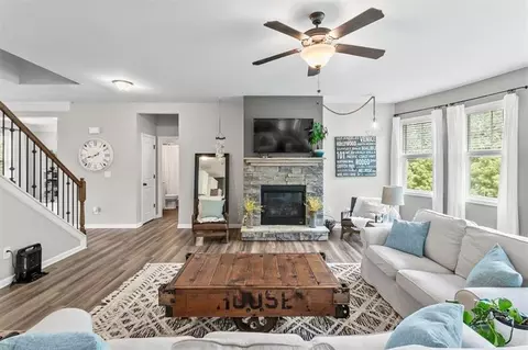 8330 Gannon Trl, Gainesville, GA 30506 photo 6