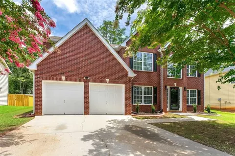 570 Windsor Way, Fairburn, GA 30213