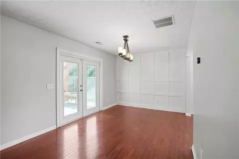 976 Hawthorn Ln, Grayson, GA 30017 photo 10