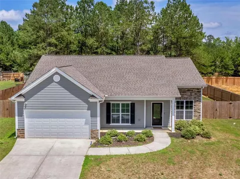 304 Ashley Trl, Griffin, GA 30223