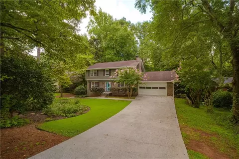 3993 Menlo Dr, Atlanta, GA 30340
