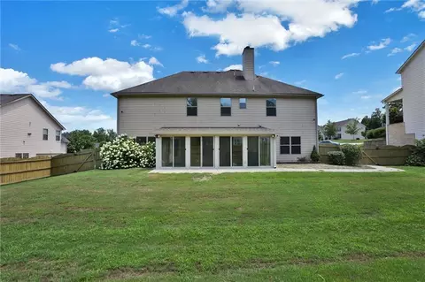389 Oatgrass Dr, Grayson, GA 30017 photo 3