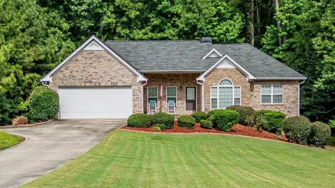 167 Woodridge Dr, Douglasville, GA 30134