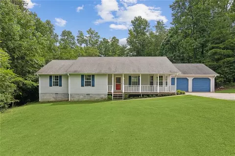 440 Pinewood Pl, Dahlonega, GA 30533