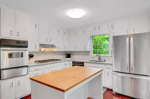 4642 Bentley Pl, Peachtree Corners, GA 30096 photo 7