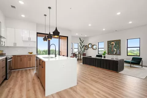112 Rogers St NE #512, Atlanta, GA 30317