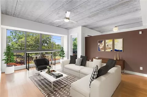 563 Memorial Dr SE #207, Atlanta, GA 30312