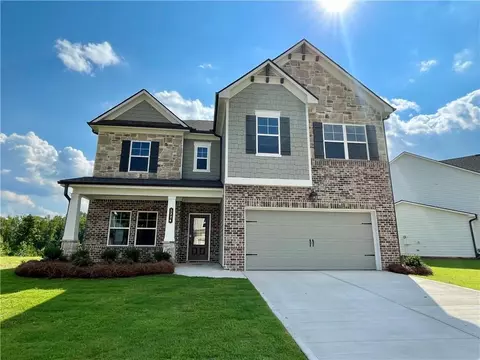 5324 Milford Dr, Gainesville, GA 30507