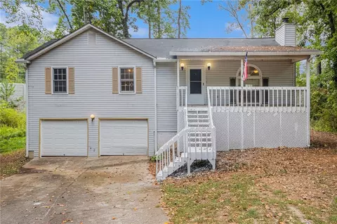 606 Waterway Trl, Powder Springs, GA 30127