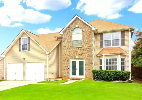 1120 Misty Meadows Xing, Hampton, GA 30228