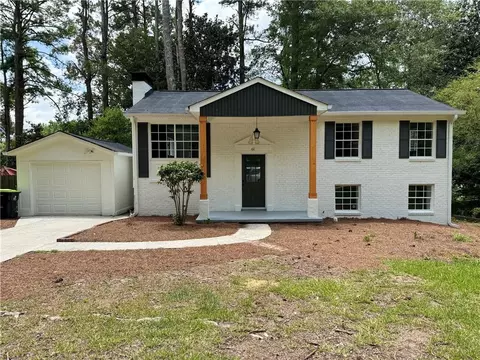 61 Jonathan Rd, Riverdale, GA 30274