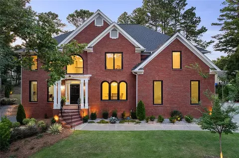 2295 Hamptons Xing, Alpharetta, GA 30005