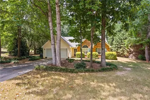 40 Freeman Ct, Covington, GA 30016 photo 5