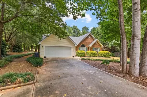 40 Freeman Ct, Covington, GA 30016 photo 4