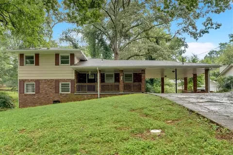 2271 Cresta Dr, Decatur, GA 30032