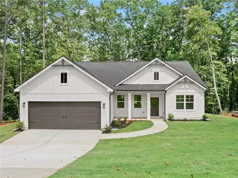 3627 Cagle Rd, Gainesville, GA 30501
