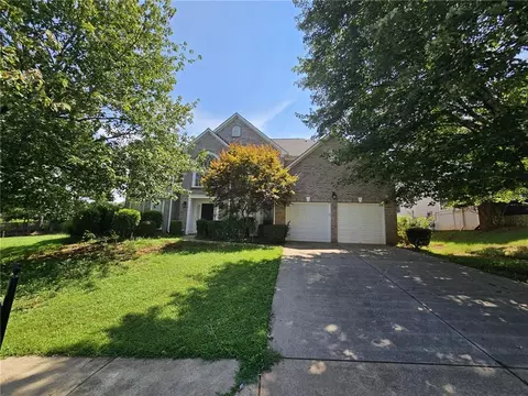 2618 Autumn Ridge Ln, Lawrenceville, GA 30044