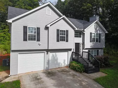 5664 Deerberry Ln, Gillsville, GA 30543