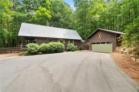 59 Beaver Ln, Lakemont, GA 30552