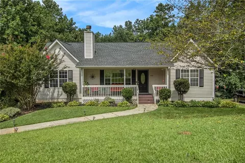 92 Wyngate Ct, Dallas, GA 30157