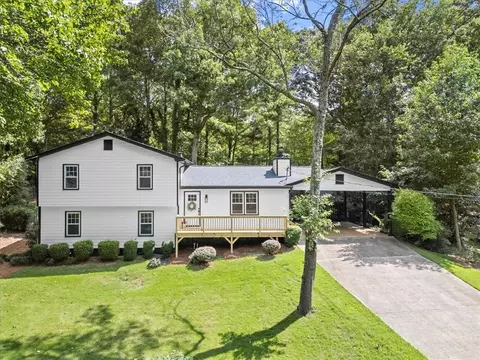 1491 Beechwood Cir, Lawrenceville, GA 30046